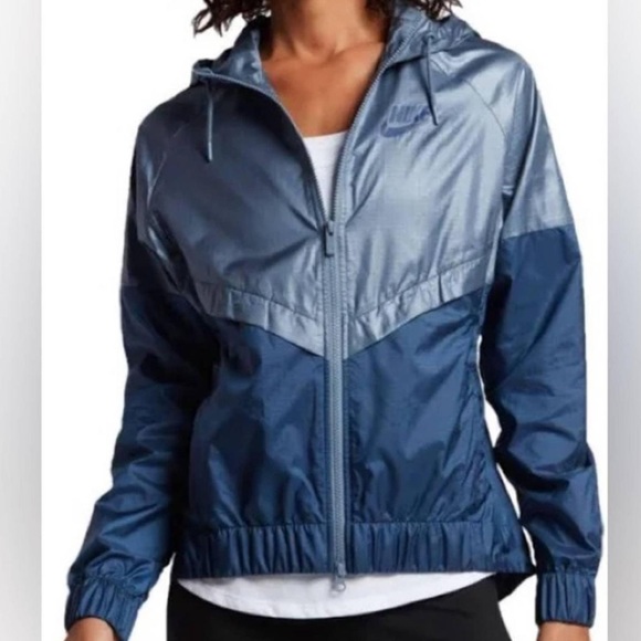 Nike Jackets & Blazers - Nike Windbreaker jacket